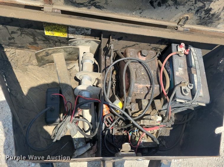 image for item DG0608 2016 Quality Steel and Aluminum Products 8314D dump trailer