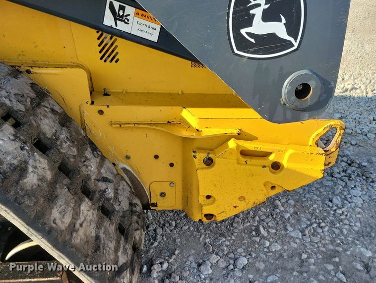 image for item DG0612 2015 John Deere 333E tracked skid steer loader