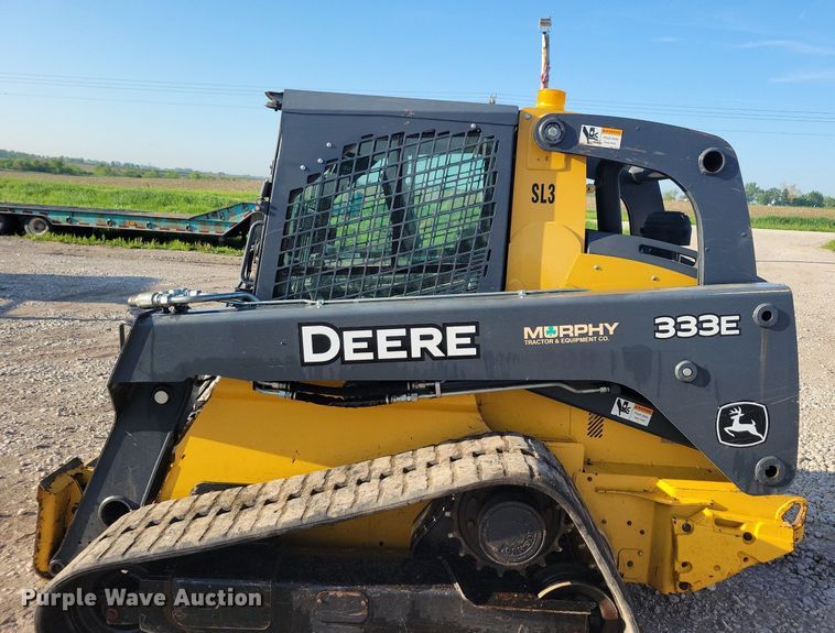 image for item DG0612 2015 John Deere 333E tracked skid steer loader
