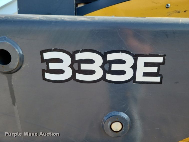 image for item DG0612 2015 John Deere 333E tracked skid steer loader