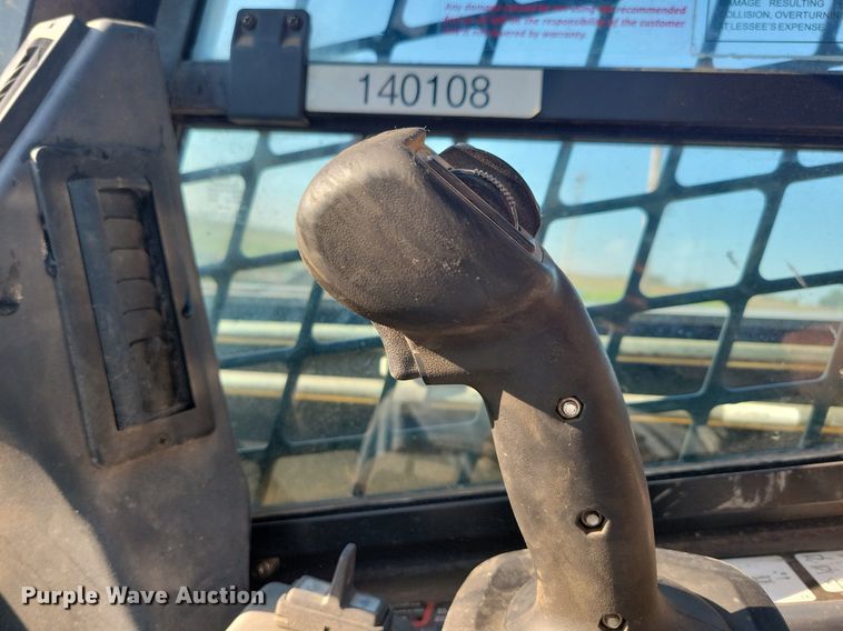 image for item DG0612 2015 John Deere 333E tracked skid steer loader