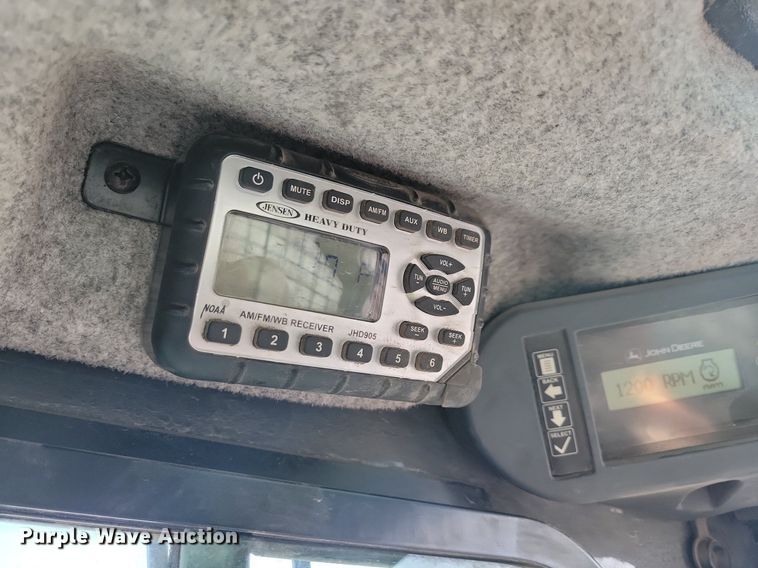 image for item DG0612 2015 John Deere 333E tracked skid steer loader