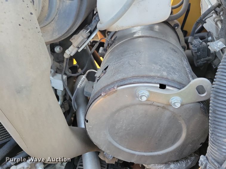 image for item DG0612 2015 John Deere 333E tracked skid steer loader