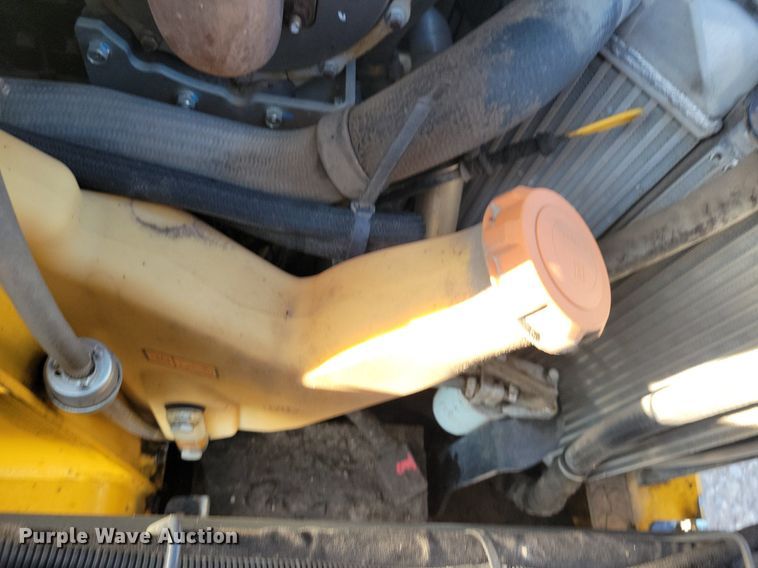 image for item DG0612 2015 John Deere 333E tracked skid steer loader