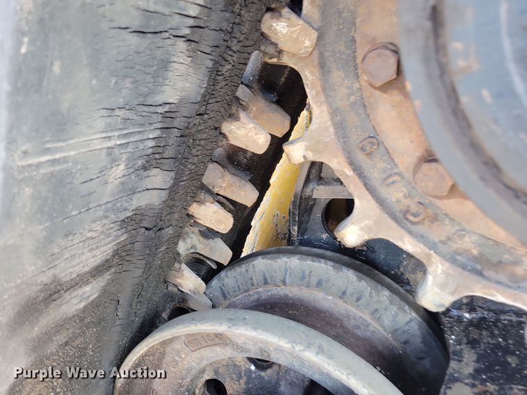 image for item DG0612 2015 John Deere 333E tracked skid steer loader