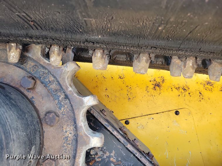 image for item DG0612 2015 John Deere 333E tracked skid steer loader