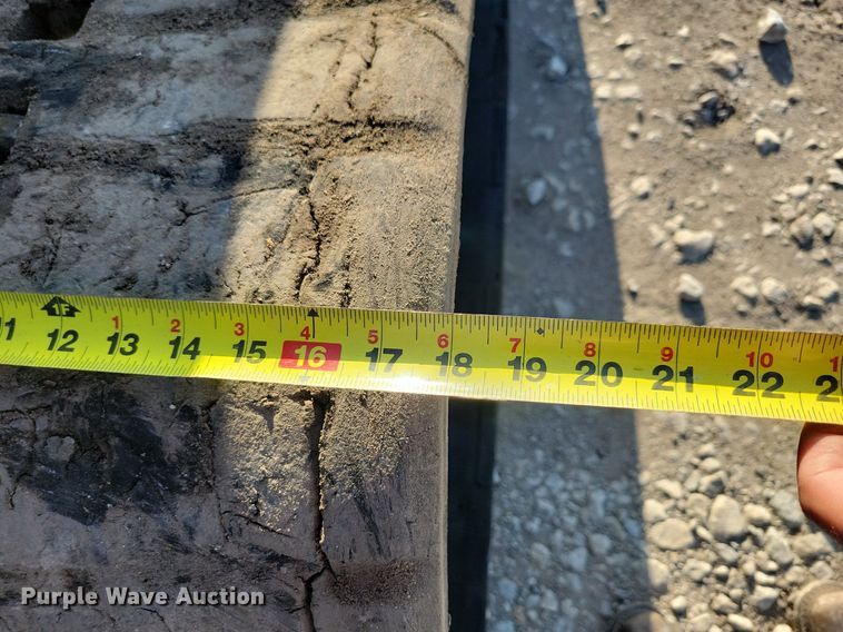 image for item DG0612 2015 John Deere 333E tracked skid steer loader