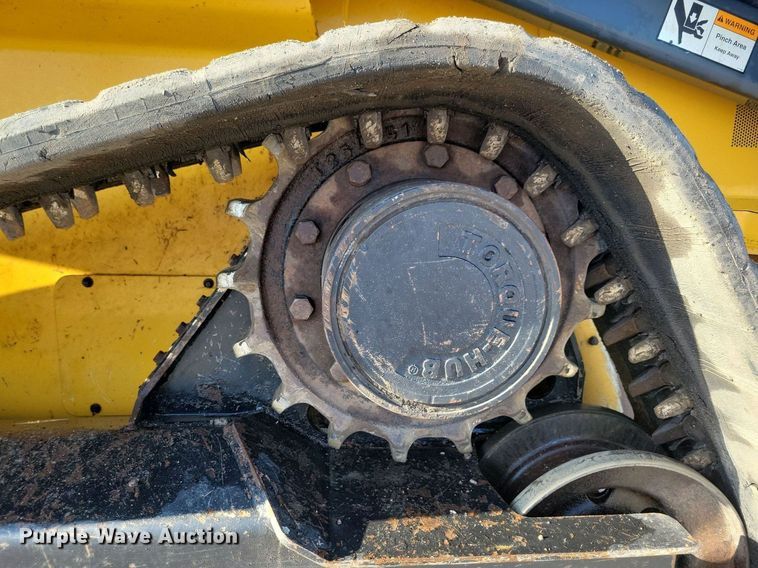 image for item DG0612 2015 John Deere 333E tracked skid steer loader