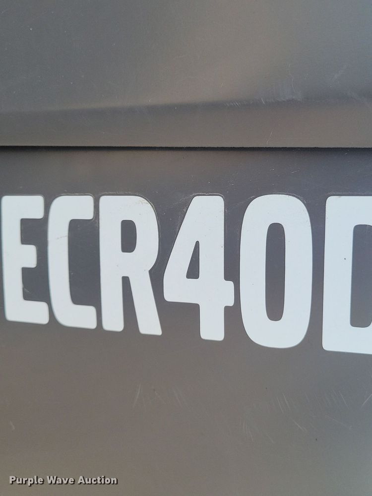 image for item DG0613 2018 Volvo ECR40D mini excavator