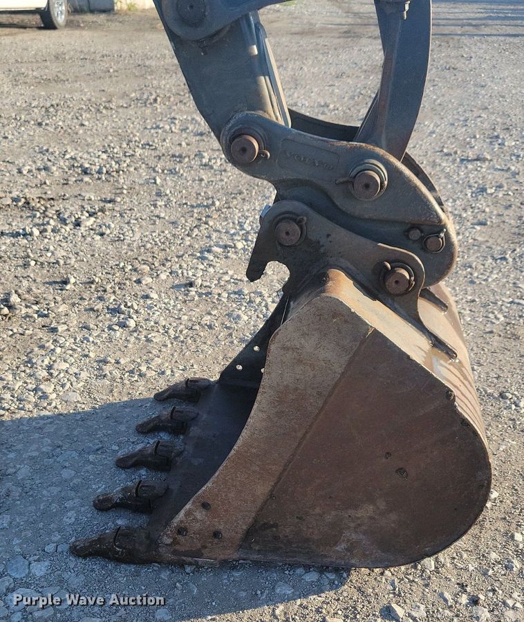 image for item DG0613 2018 Volvo ECR40D mini excavator