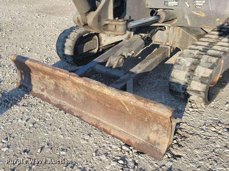 image for item DG0613 2018 Volvo ECR40D mini excavator