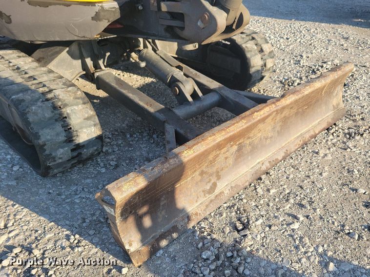 image for item DG0613 2018 Volvo ECR40D mini excavator