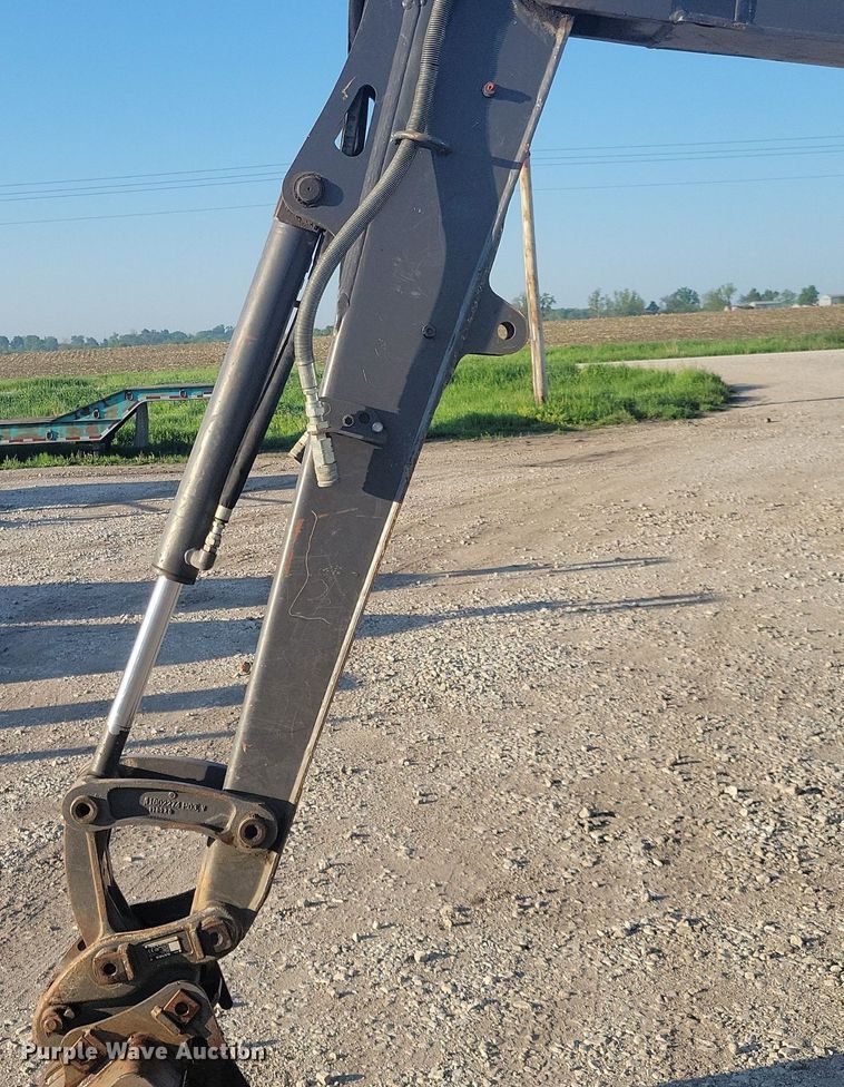 image for item DG0613 2018 Volvo ECR40D mini excavator