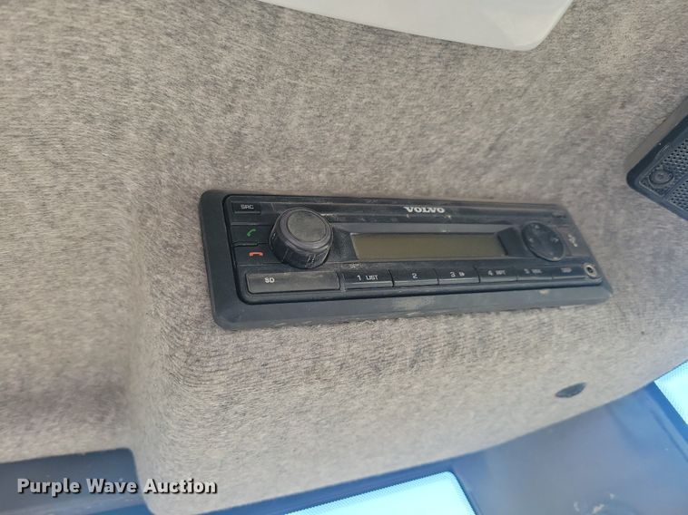 image for item DG0613 2018 Volvo ECR40D mini excavator