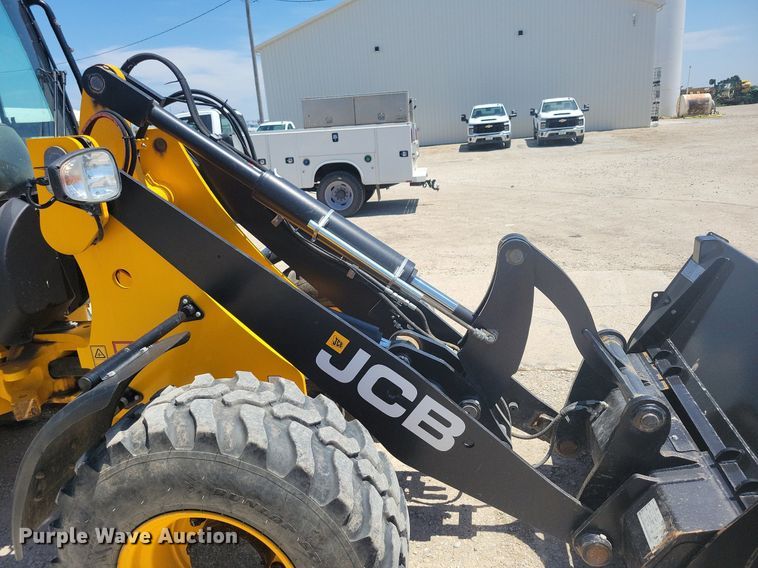 image for item DG0614 2021 JCB 407 wheel loader