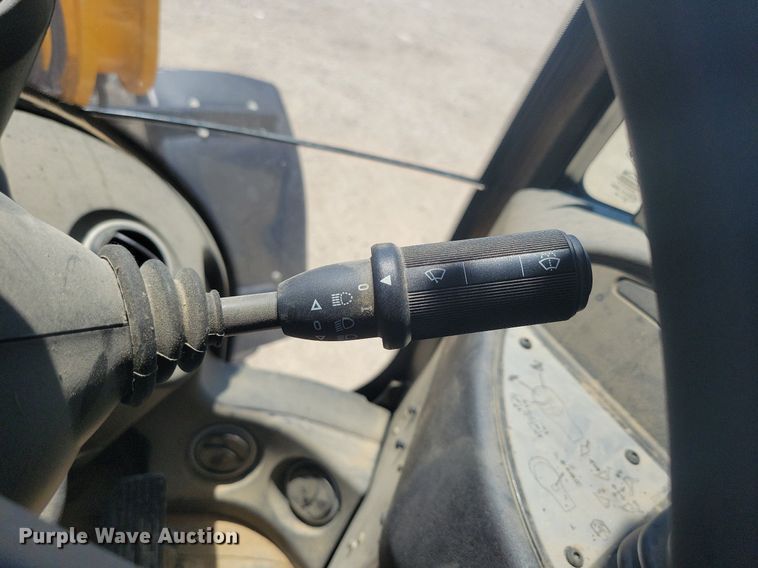 image for item DG0614 2021 JCB 407 wheel loader