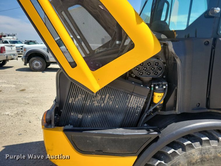 image for item DG0614 2021 JCB 407 wheel loader