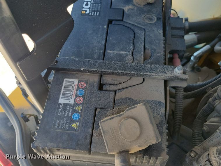 image for item DG0614 2021 JCB 407 wheel loader