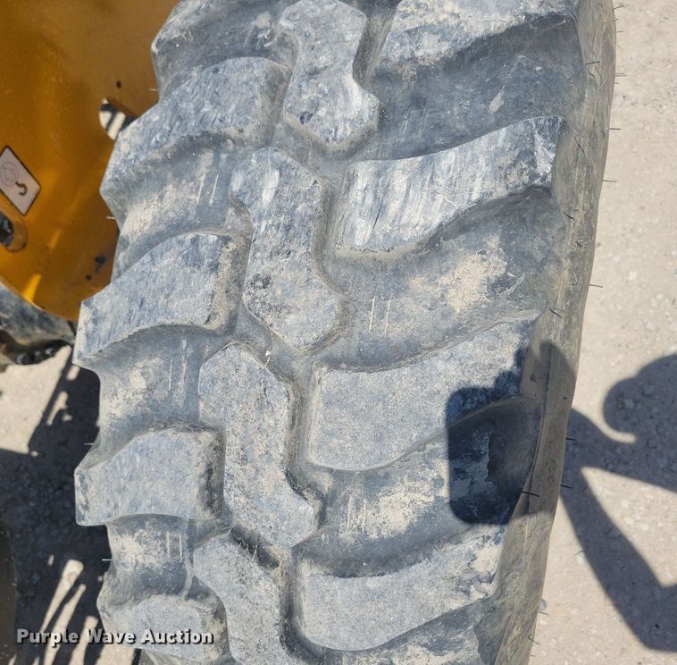 image for item DG0614 2021 JCB 407 wheel loader