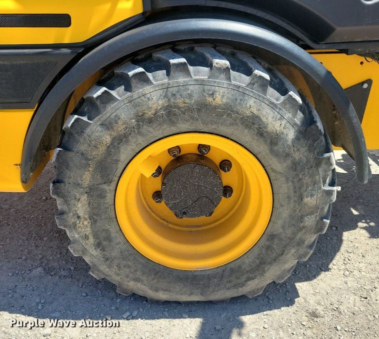 image for item DG0614 2021 JCB 407 wheel loader