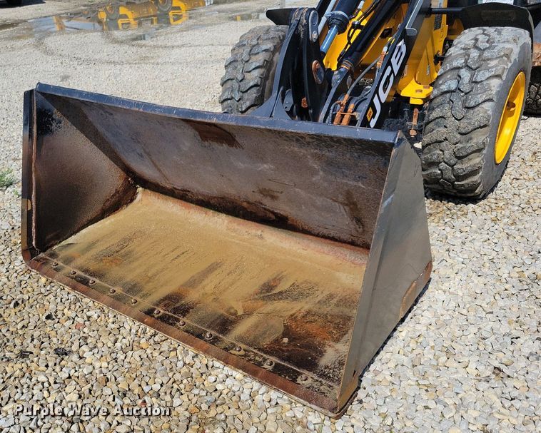 image for item DG0615 2022 JCB 407 T4 wheel loader