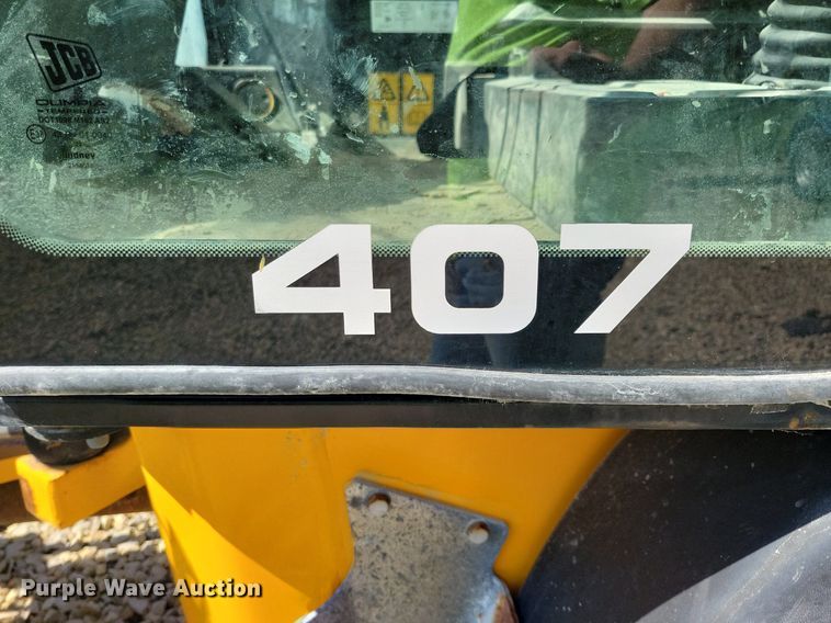 image for item DG0615 2022 JCB 407 T4 wheel loader