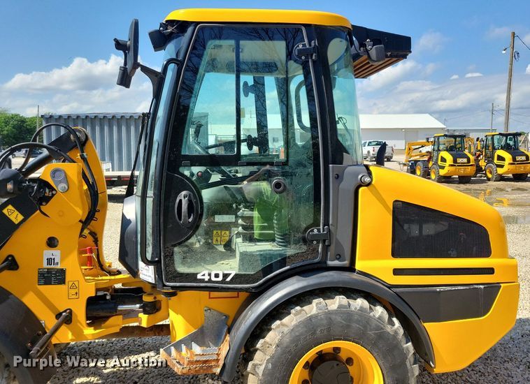 image for item DG0615 2022 JCB 407 T4 wheel loader