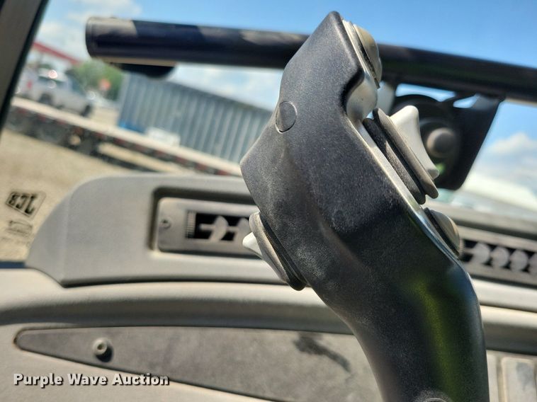 image for item DG0615 2022 JCB 407 T4 wheel loader