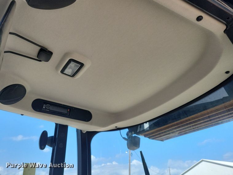 image for item DG0615 2022 JCB 407 T4 wheel loader