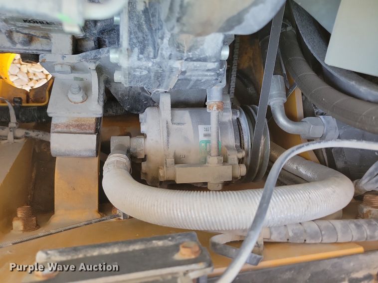 image for item DG0615 2022 JCB 407 T4 wheel loader