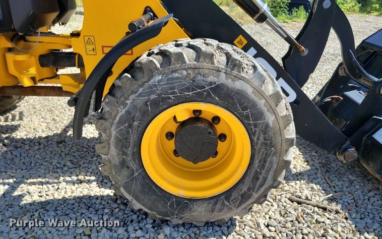 image for item DG0615 2022 JCB 407 T4 wheel loader