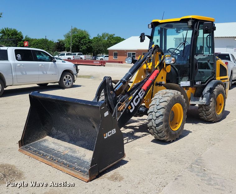 image for item DG0616 2022 JCB 407 wheel loader