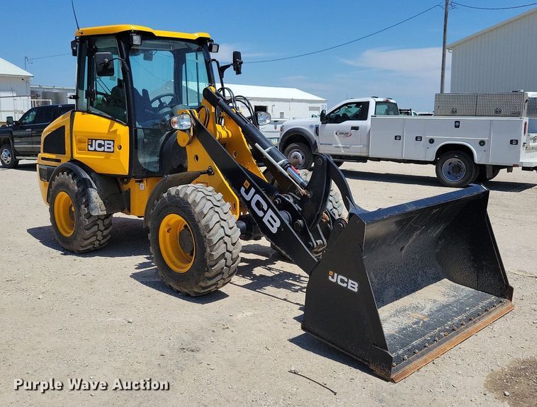 image for item DG0616 2022 JCB 407 wheel loader