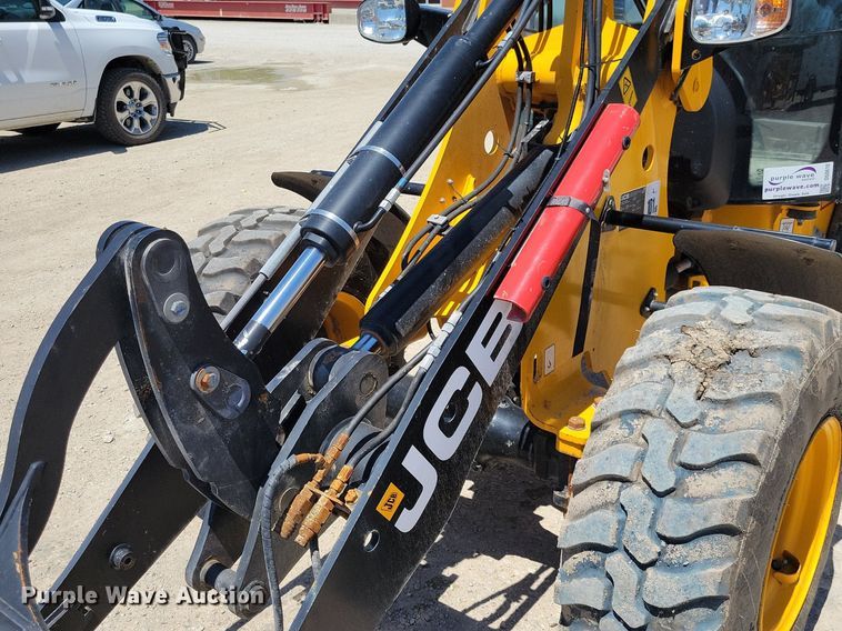 image for item DG0616 2022 JCB 407 wheel loader