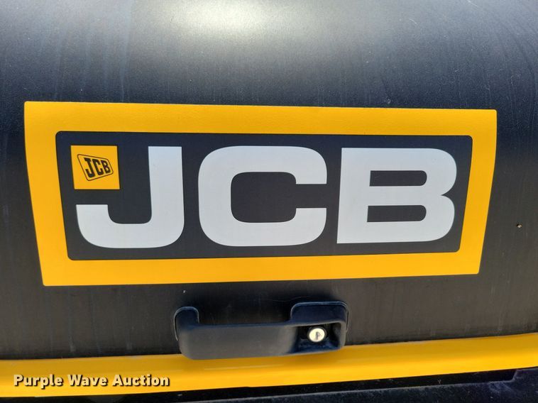 image for item DG0616 2022 JCB 407 wheel loader