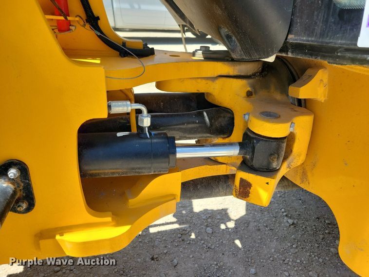 image for item DG0616 2022 JCB 407 wheel loader