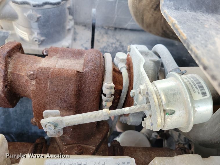 image for item DG0616 2022 JCB 407 wheel loader