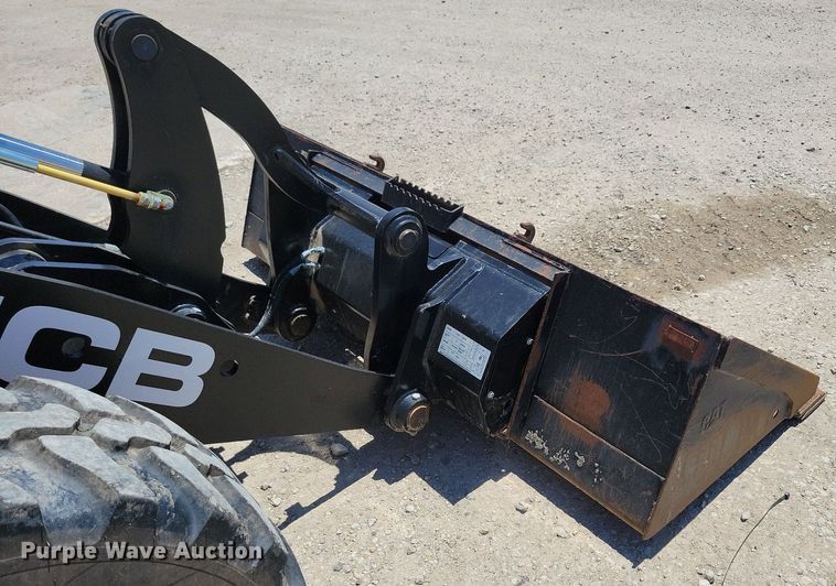 image for item DG0617 2022 JCB 407 wheel loader