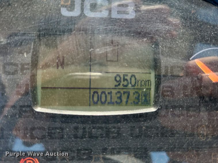 image for item DG0617 2022 JCB 407 wheel loader