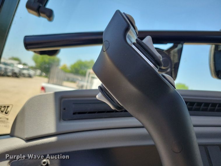 image for item DG0617 2022 JCB 407 wheel loader