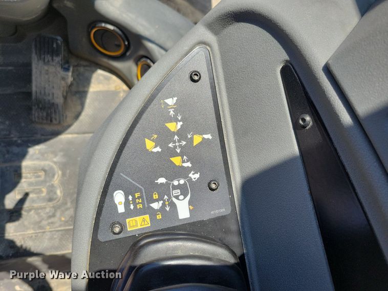 image for item DG0617 2022 JCB 407 wheel loader