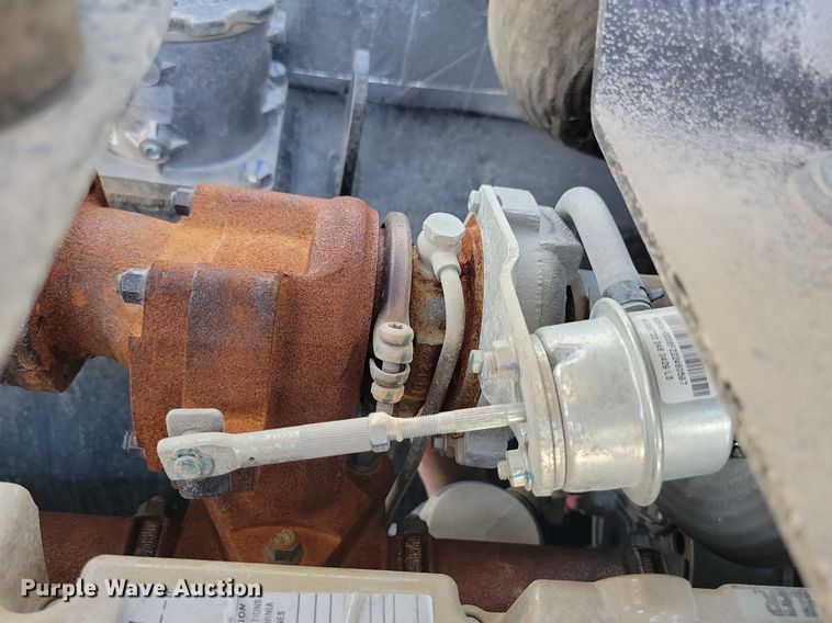 image for item DG0617 2022 JCB 407 wheel loader