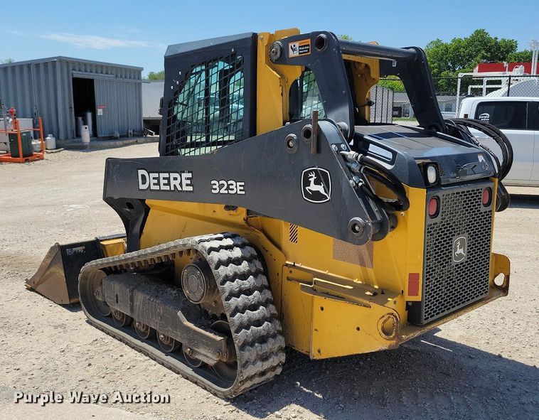 image for item DG0618 2018 John Deere 323E tracked skid steer loader