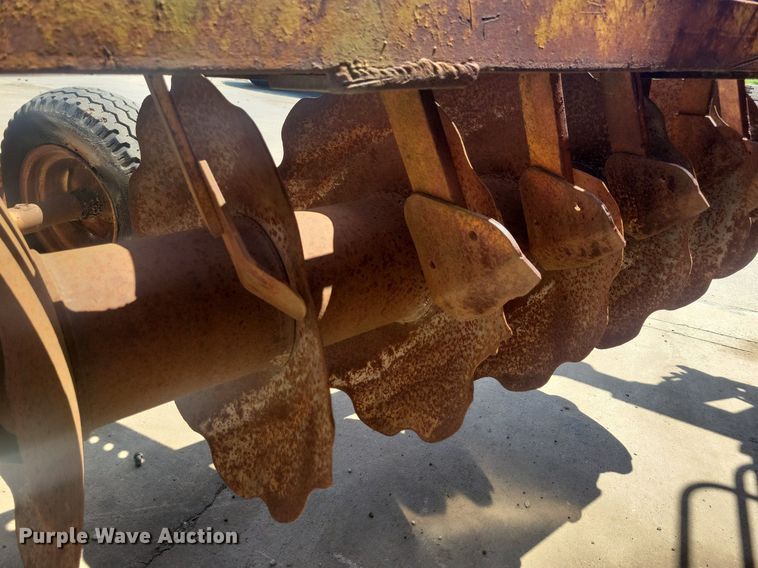 image for item DG0619 Rome Plow Co TAW 20-28 off-set disk