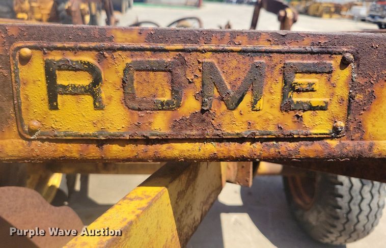 image for item DG0619 Rome Plow Co TAW 20-28 off-set disk