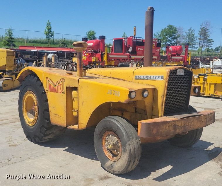 image for item DG0620 John Deere 760 scraper tractor