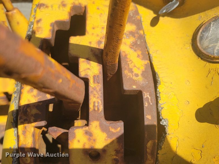 image for item DG0620 John Deere 760 scraper tractor