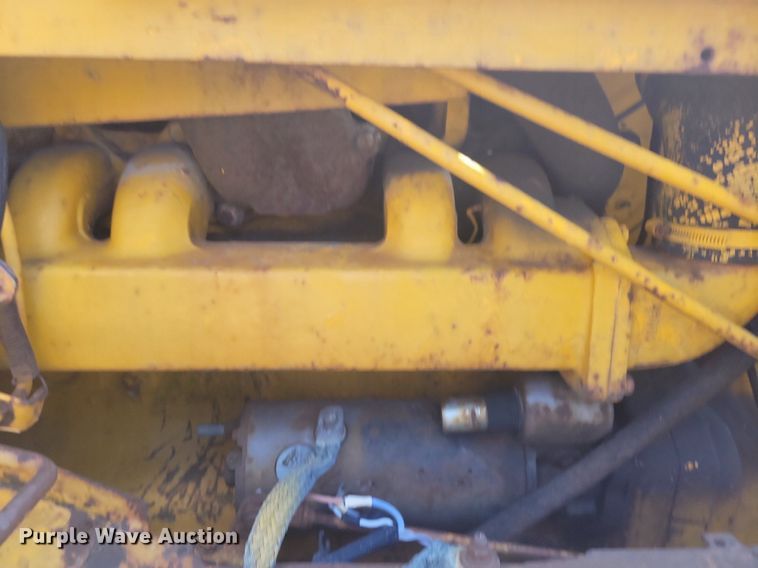 image for item DG0620 John Deere 760 scraper tractor