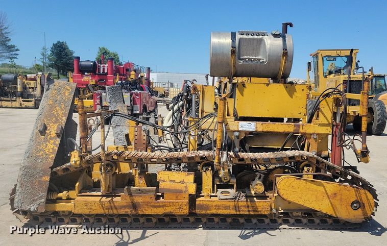 image for item DG0622 Slipform paver