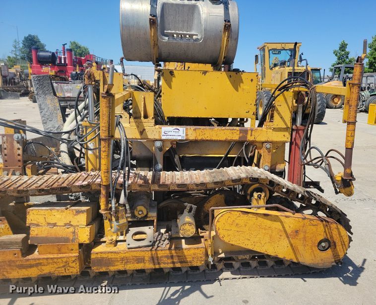 image for item DG0622 Slipform paver